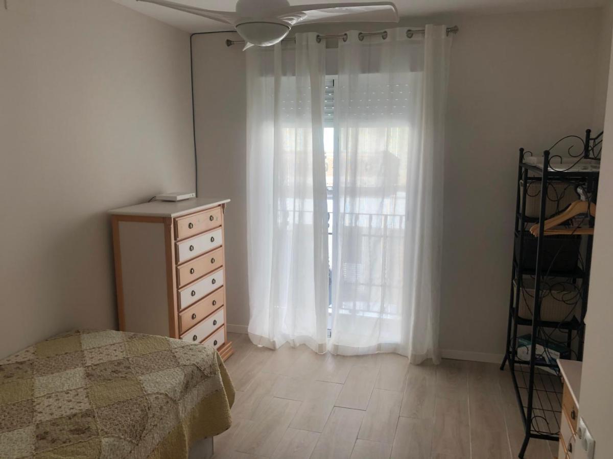 Apartament Burjasot Free Wifi บูร์จาซ็อต ภายนอก รูปภาพ