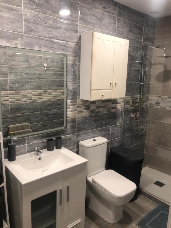 Apartament Burjasot Free Wifi บูร์จาซ็อต ภายนอก รูปภาพ