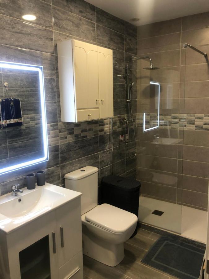 Apartament Burjasot Free Wifi บูร์จาซ็อต ภายนอก รูปภาพ
